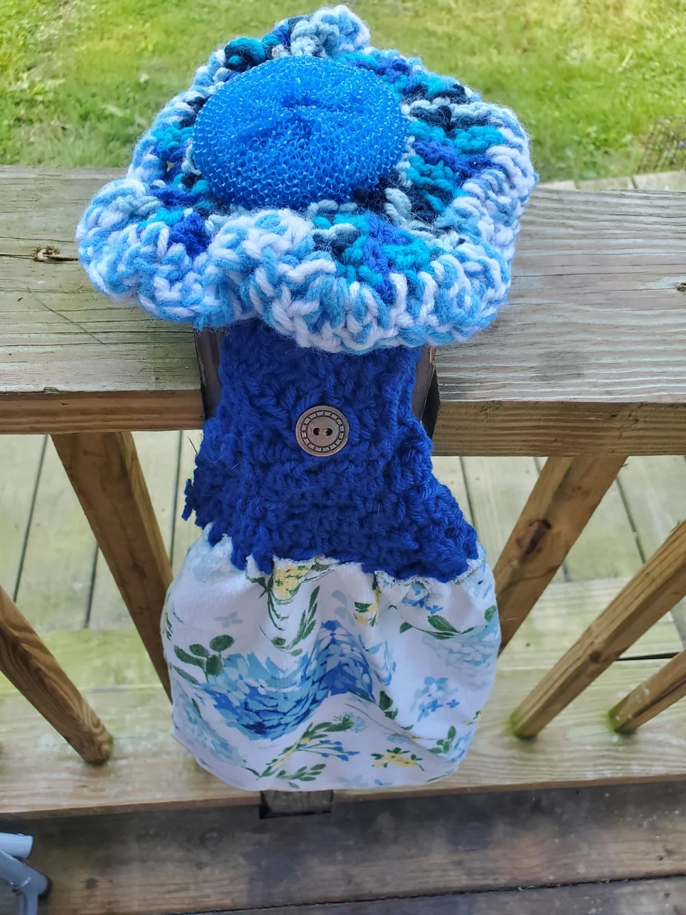 Blue Floral Crochet Top Hanging KitchenTowel & Matching Scrubbie